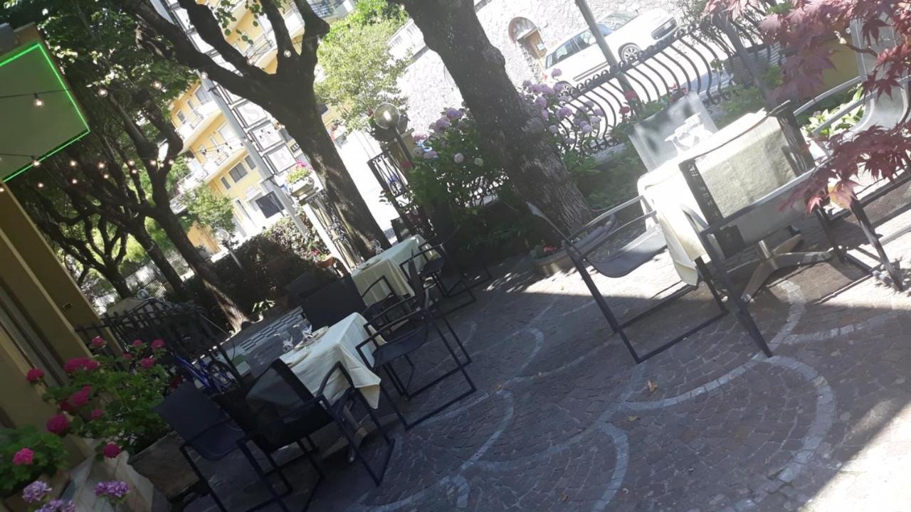Hotel Delle Ortensie Fiuggi Buitenkant foto