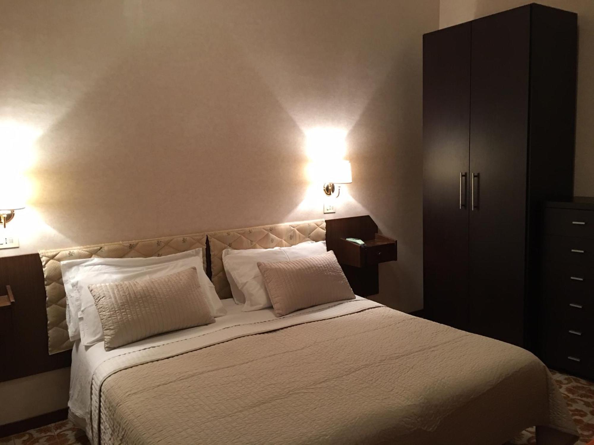 Hotel Delle Ortensie Fiuggi Buitenkant foto