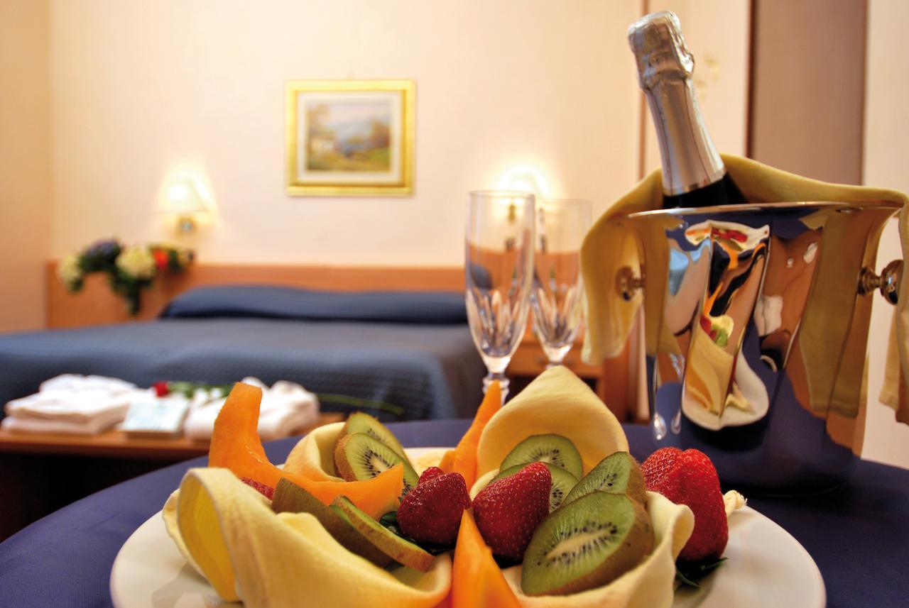 Hotel Delle Ortensie Fiuggi Buitenkant foto