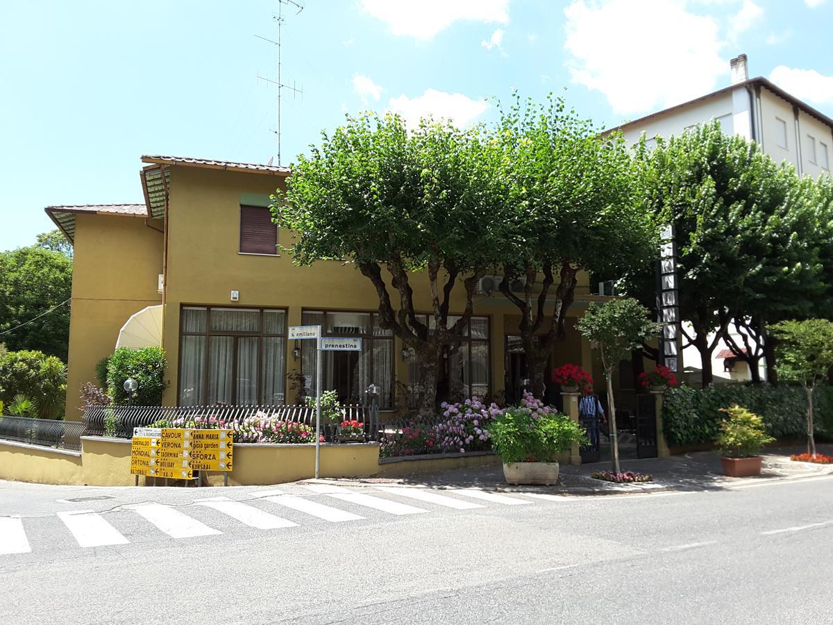 Hotel Delle Ortensie Fiuggi Buitenkant foto
